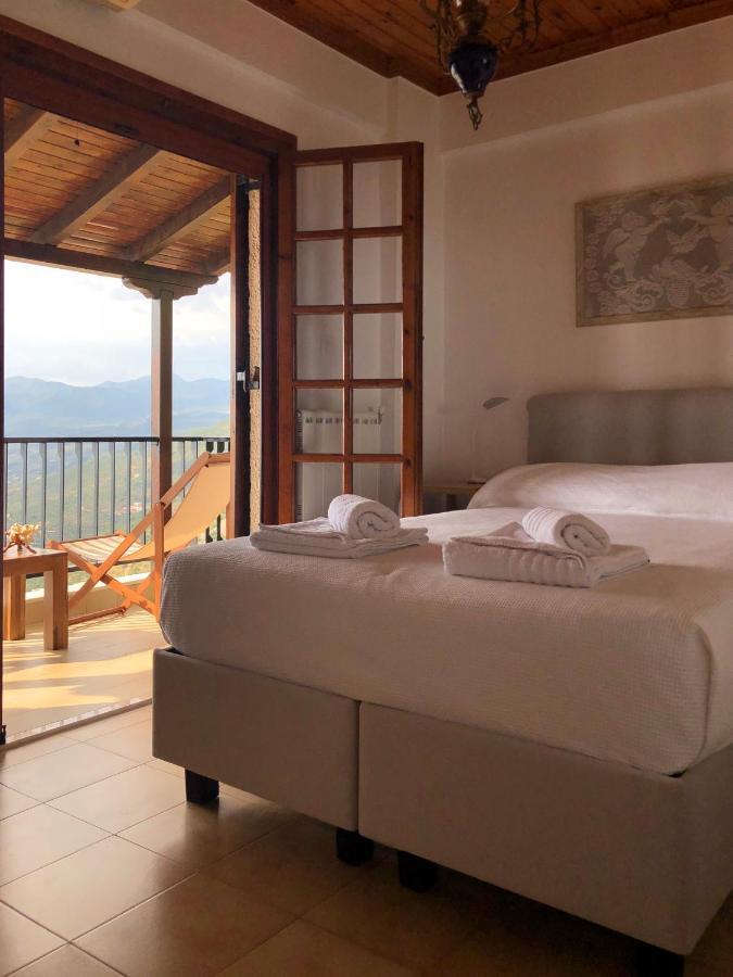 Gaia (Γαία) guest house Kalamata Extérieur photo