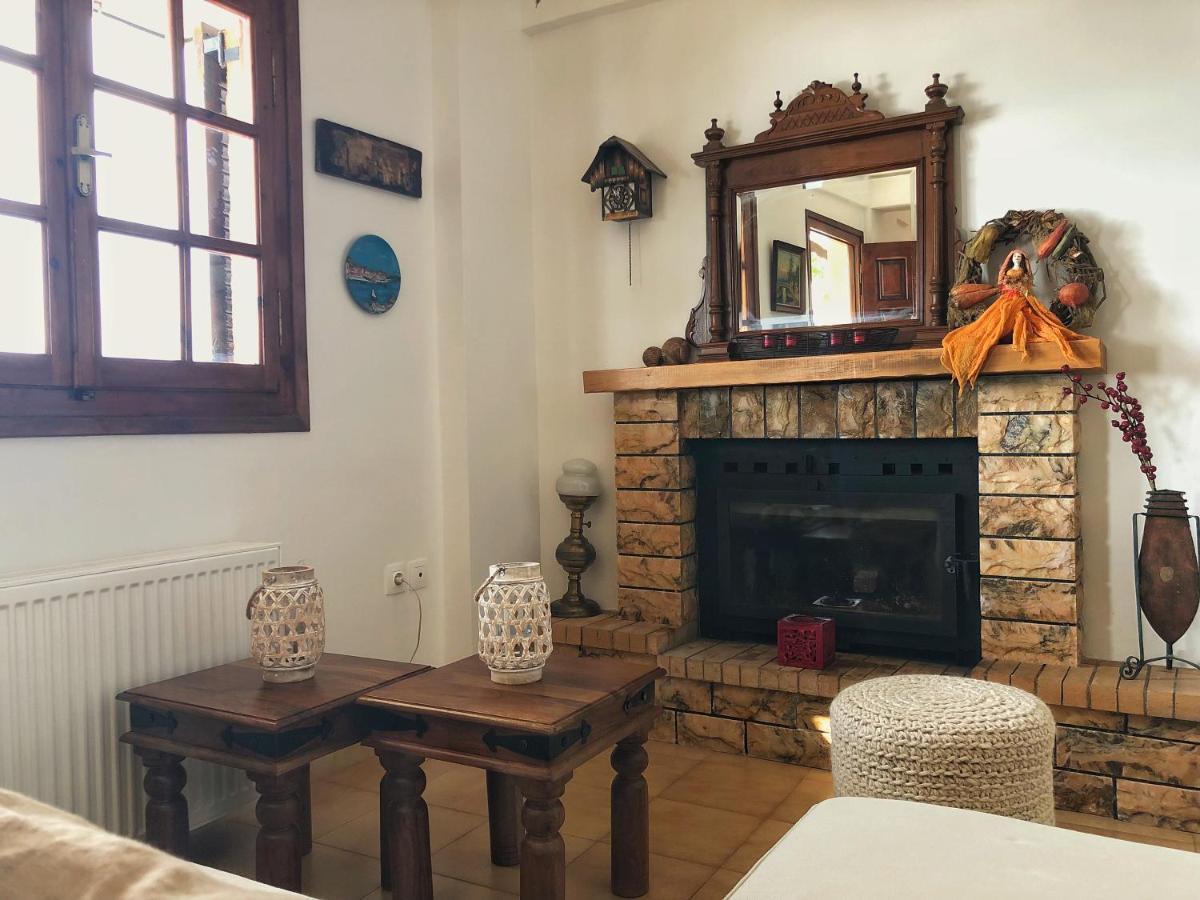 Gaia (Γαία) guest house Kalamata Extérieur photo